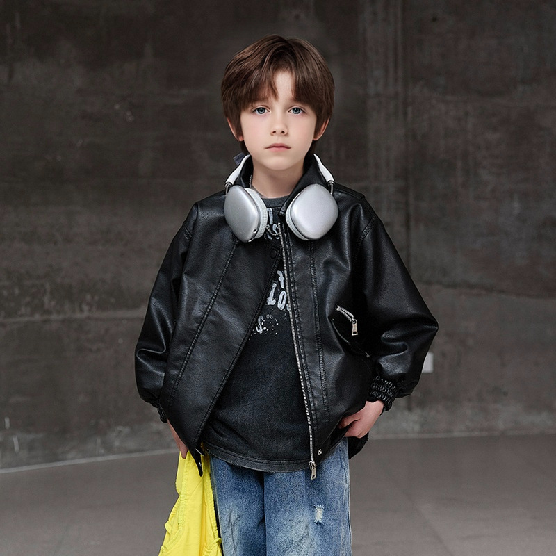 Boys Dark Green Waterproof Win - مراجعة Streetwear Brands Logo وسعره