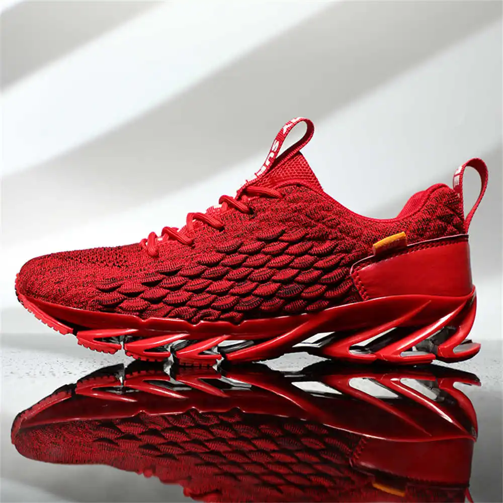size 44 size 39 walking shoes  - مراجعة Streetwear Brand Drops وسعره