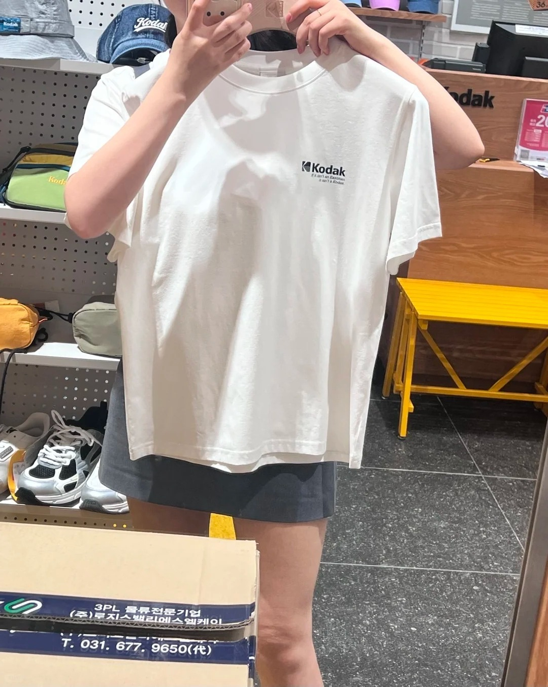 Kodak Unisex Oversized T-Shirt - مراجعة Streetwear Brands Logo وسعره