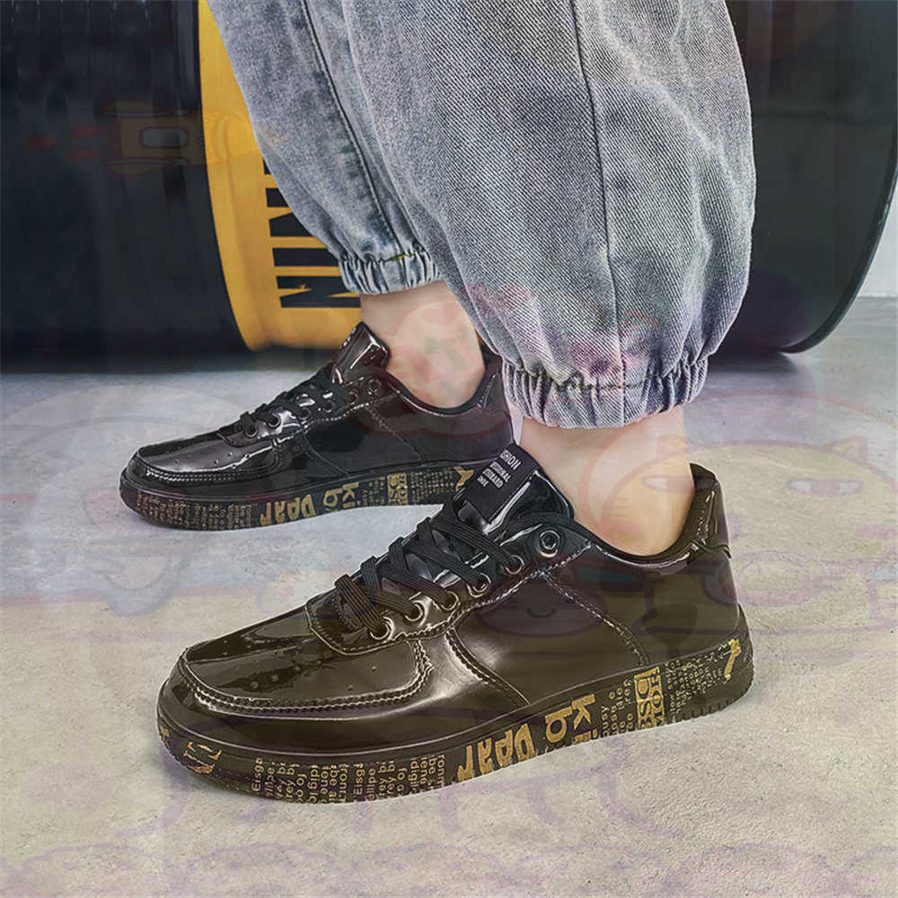 Round Foot Size 45 Sneakers Wh - مراجعة Streetwear Brand Drops وسعره